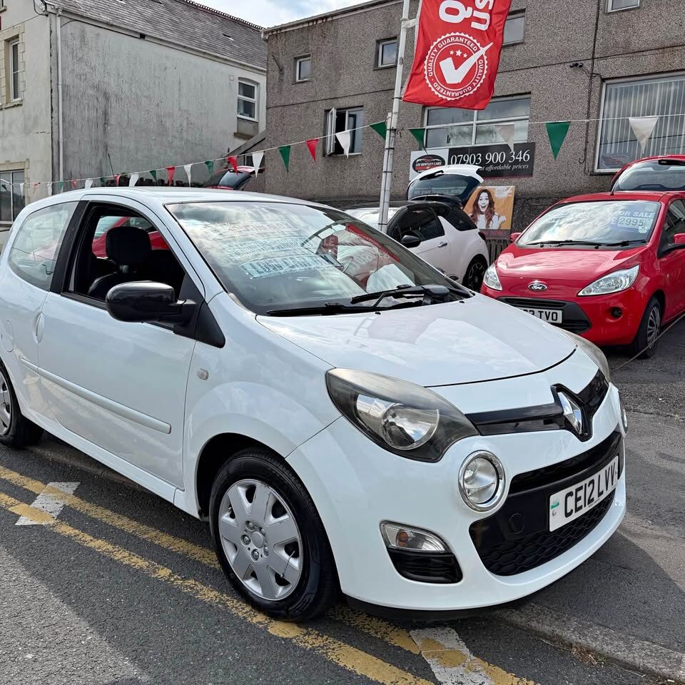 2012 Renault twingo 1.1, £35 tax