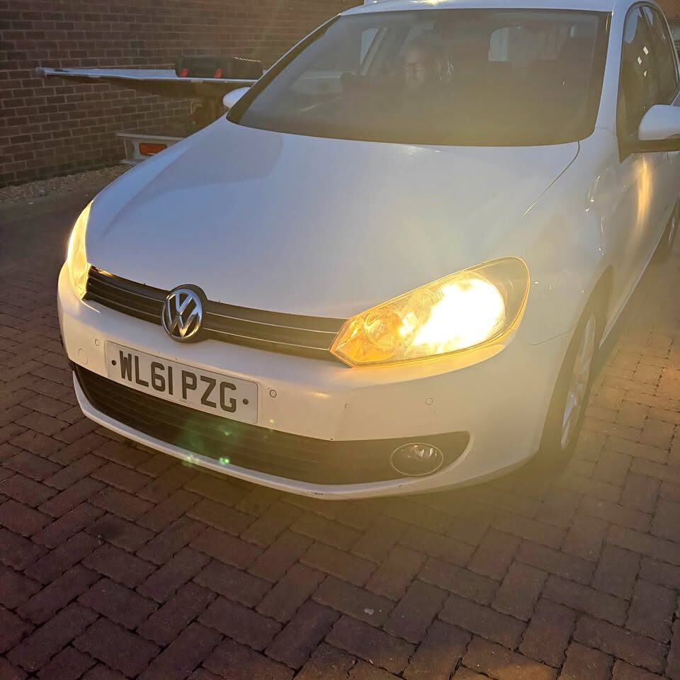 2011 Volkswagen golf bluemotion