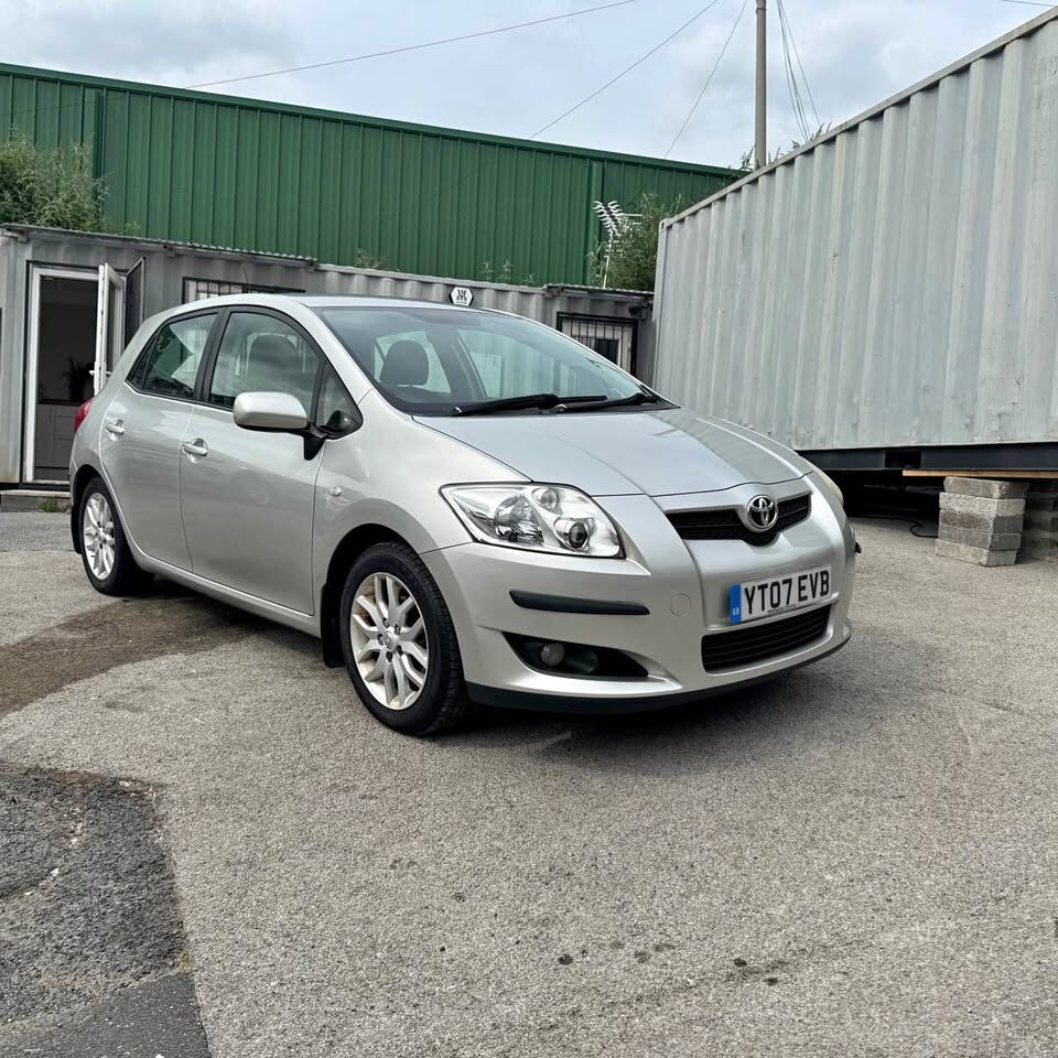 2007 Toyota Auris