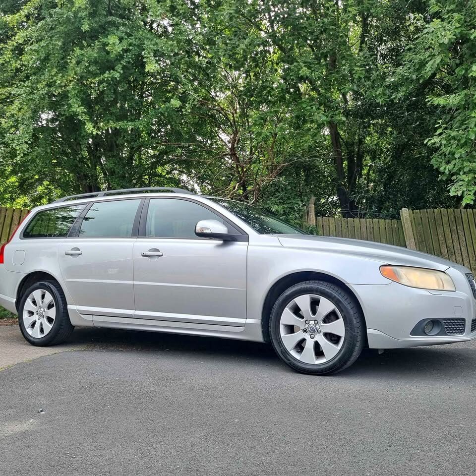 2007 Volvo v70 2.4 d5 se geartronic auto fsh mot dec 26 sunroof belt +pump done