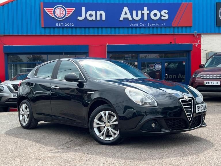 2013 Alfa Romeo Giulietta 2.0 JTDM-2 Lusso Euro 5 (s/s) 5dr HATCHBACK Diesel Manual