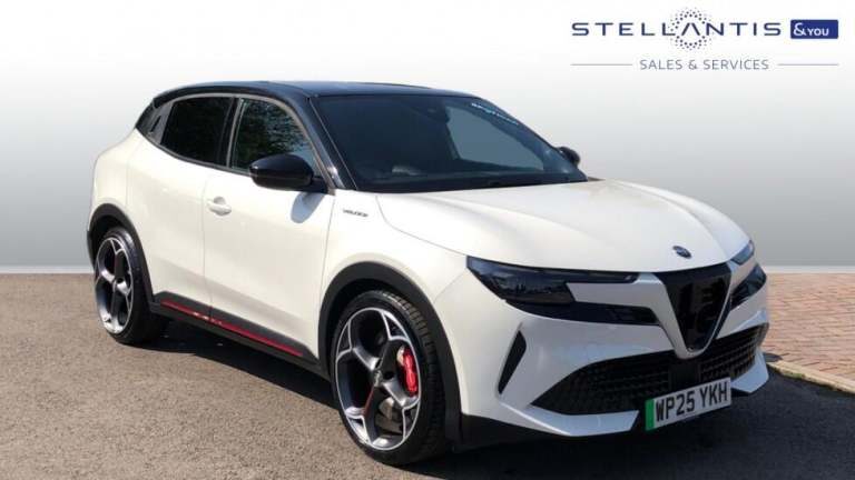 2025 Alfa Romeo Junior 54kWh Elettrica Veloce SUV 5dr Electric Auto (280 ps) SUV Electric Automatic