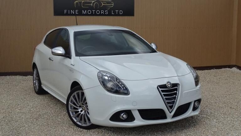 ALFA ROMEO GIULIETTA 1.4 TB MultiAir Sprint Speciale White Auto Petrol 2015