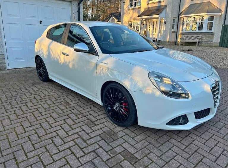 Alfa Romeo, GIULIETTA, Sportiva Hatchback, 2013, Manual, 1368 (cc), 5 doors