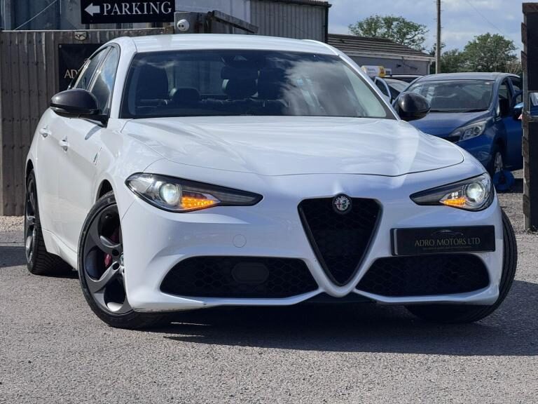 2017 Alfa Romeo Giulia 2.2 JTDM-2 180 Speciale 4dr Auto SALOON Diesel Automatic