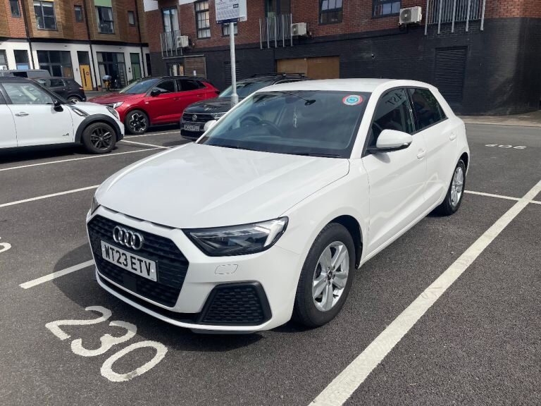 Audi, A1, Hatchback, 2023, Manual, 999 (cc), 5 doors
