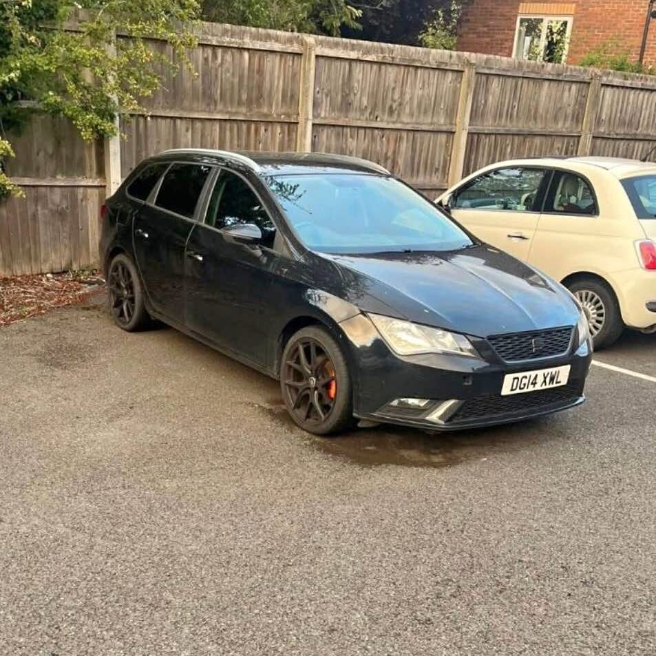 2014 SEAT LEON ESTATE 1.6 TDI DSG spares or repairs gearbox fault