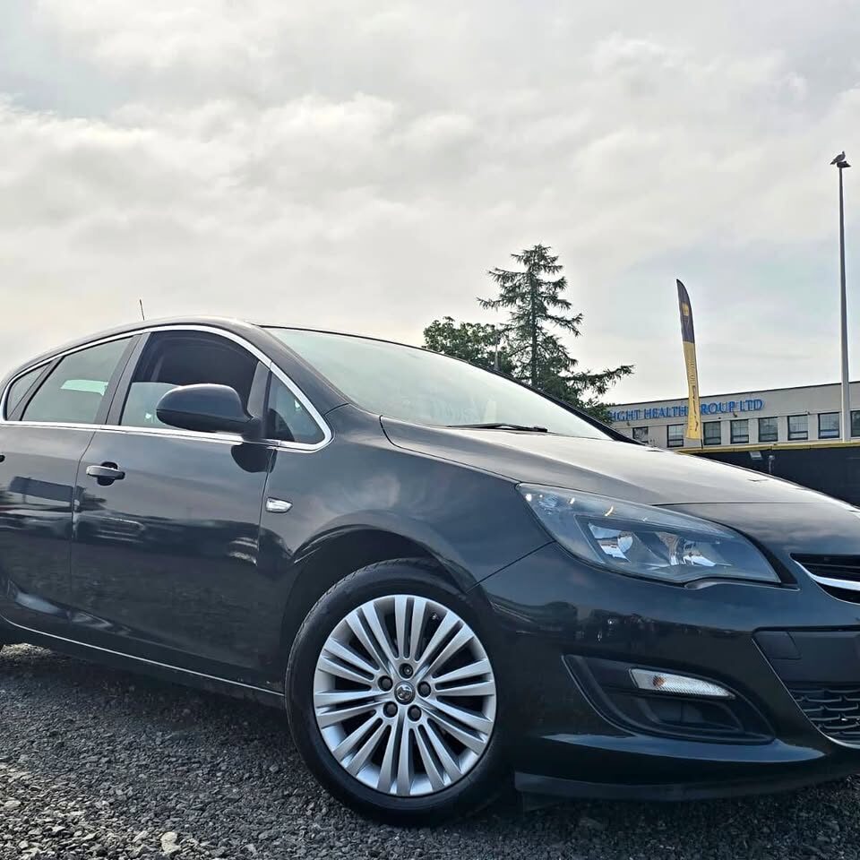 2014 Vauxhall astra excite 1.6 vvt petrol 114 bhp